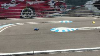 Wltoys 偉力 A979B 限速跑二重小場