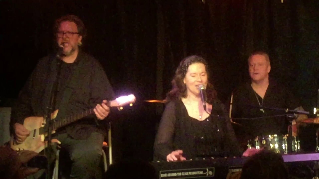 Linda Gail Lewis Whole Lotta Shakin Goin On Great Balls Of Fire Live Malmö 14/12/17