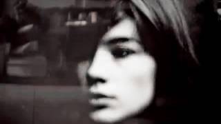 FranÃ§oise Hardy - Fais moi une place - YouTube.flv Resimi