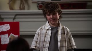 Modern Family 1x18 - Luke's project on Van Gogh