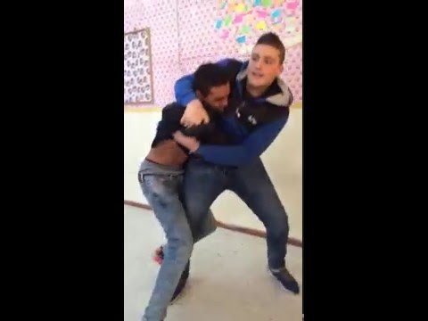 مضاربة في مدرسة الجزائر