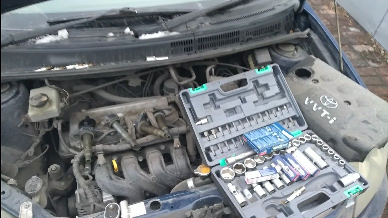 Замена свечей зажигания 1NZ-FE, пробой свечи? - YouTube