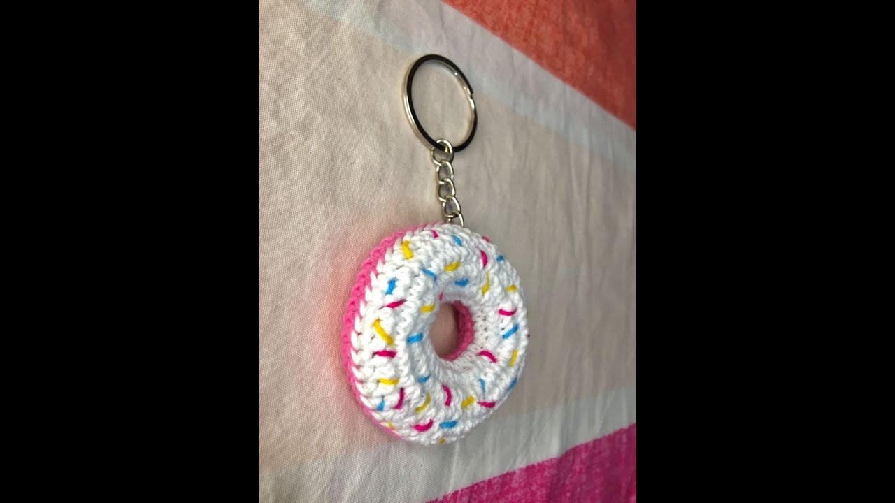 Llavero de dona (rosquilla) tejido a crochet