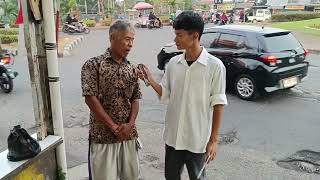 JALAN BERLUBANG DI SEKITARAN BUNDARAN KECAPI
