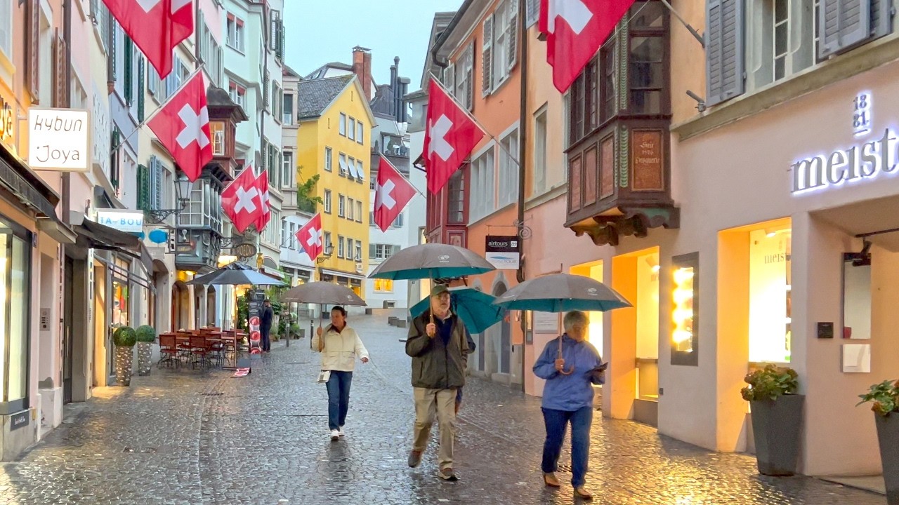 Walking Through Rain, Thunder & Lightning in Zurich 🌧️ ⚡ 4K HDR Urban Storm Walk Switzerland