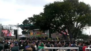 Chronixx Here comes trouble at Cali Roots 2015
