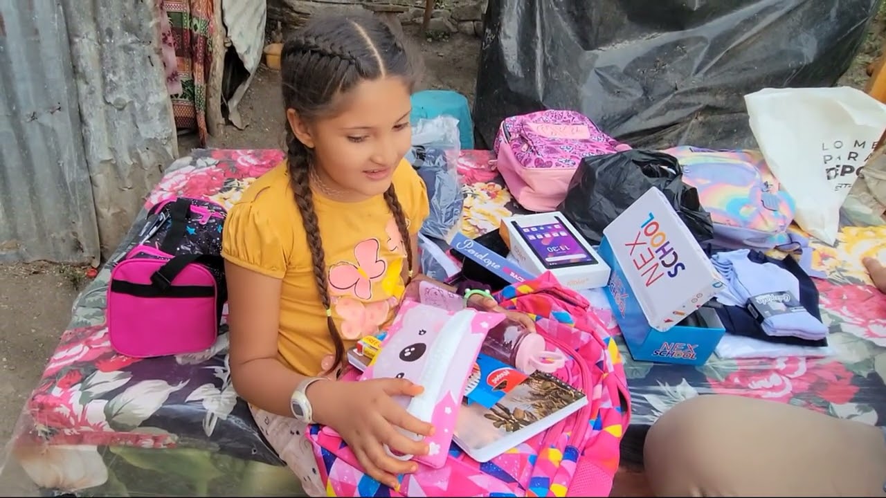 Hoy conocimos a Merlin de Jesus una maravillosa niña de 9 años, con una gran ilusión por aprender 📚💙