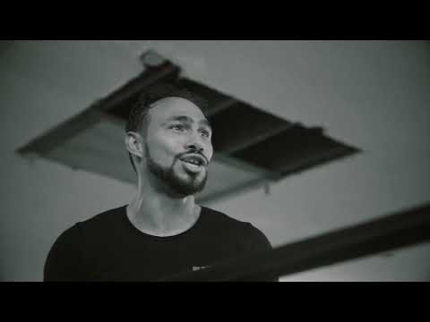 Видео YouTube