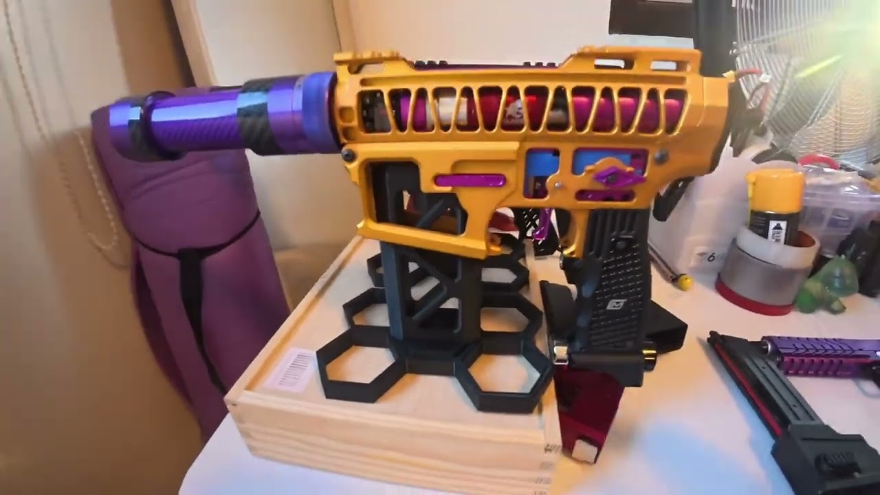 Eto ang gamit ko for our game day! 