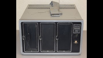 Looking inside a Radio Shack TRS-80 Model II Disk System #teardown