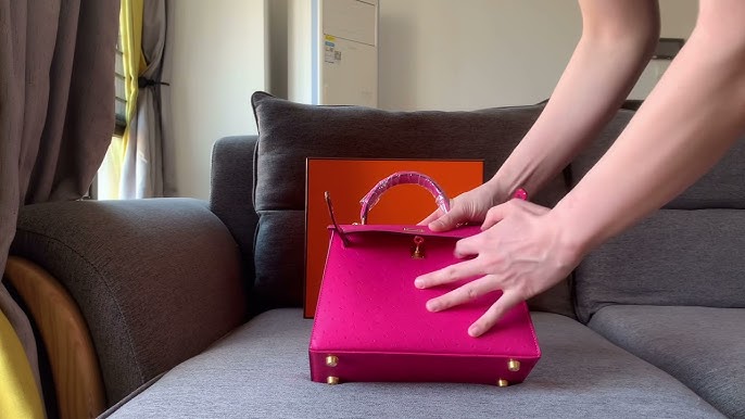 Rose Tyrien Ostrich Birkin 30 Palladium Hardware, 2018