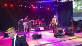 Duman-Manası Yoktur 20.5.17 Bursa Açık Hava Tiyatrosu İlk Şarkı En Önden