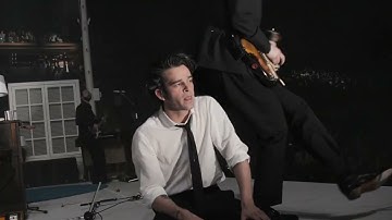 The 1975 - Love It If We Made It (Live from Madison Square Garden)