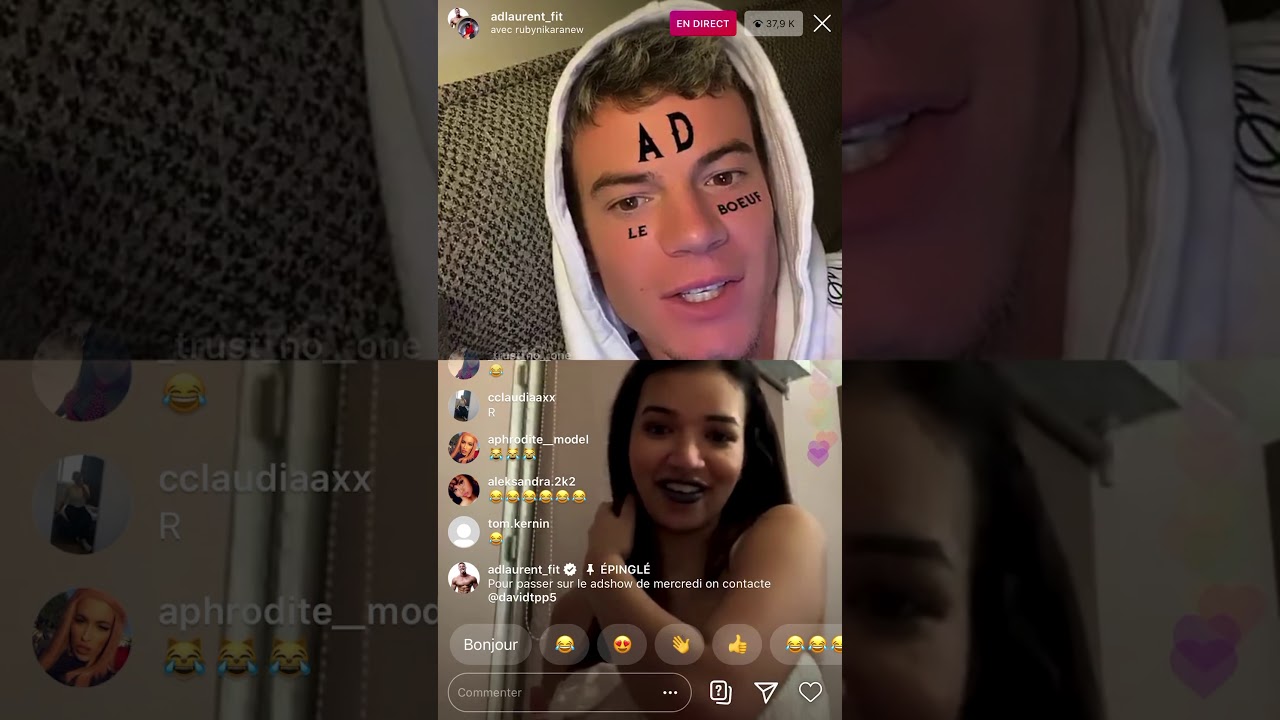 Ruby Nikara drague et fait une déclaration à Adrien Laurent pendant son live