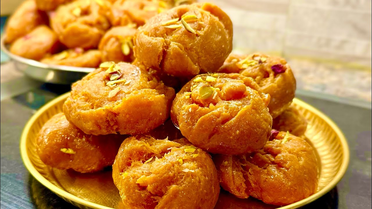 इस Festival ￼￼बनाइये हलवाई जैसी बालू शाही की आसान रेसिपी | Halwai style BALUSHAHI ￼| INDIAN SWEET 