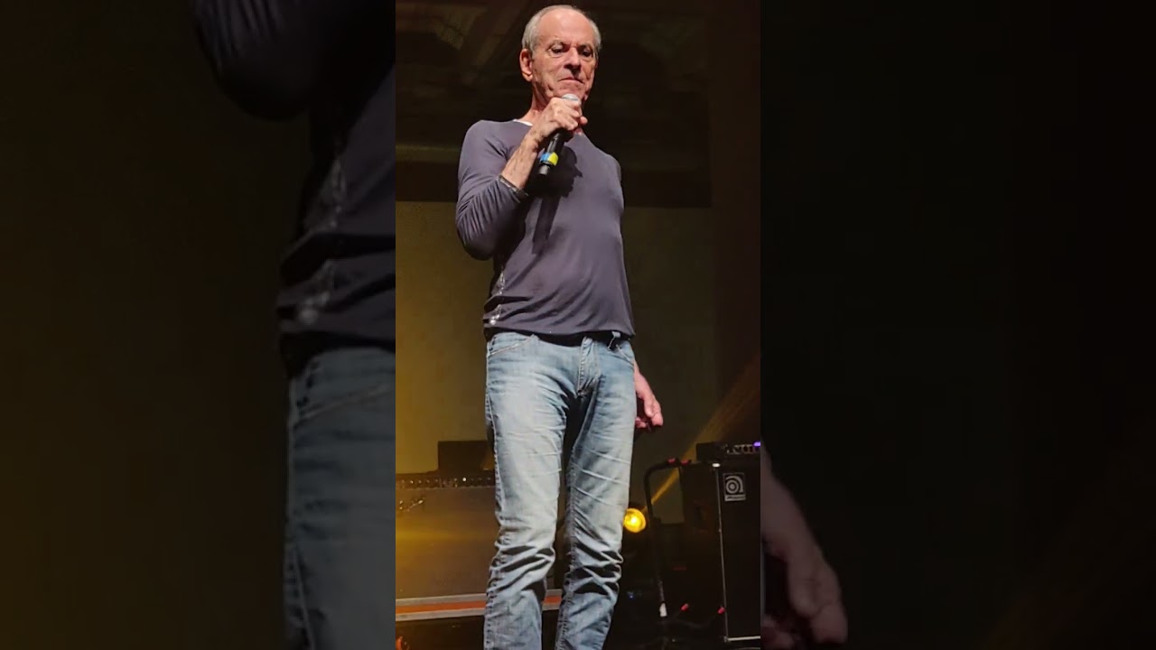 Ney Matogrosso- Balada do Louco de Rita Lee - Porto Alegre 2023