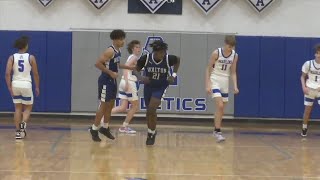 Walton sneaks past Arnold on the road