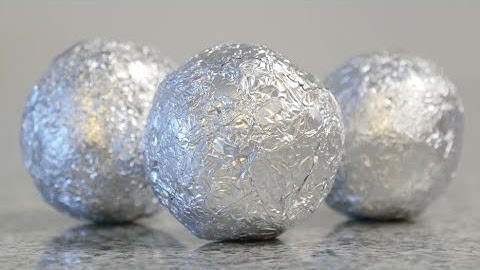 Zkusil jsem vyrobit alobalovou kouli. Jak to dopadlo?