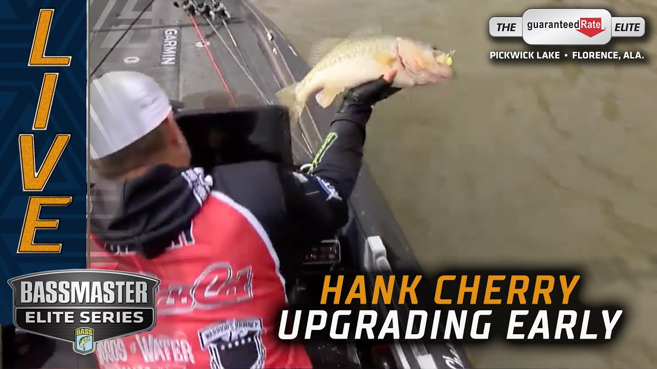 Defending Classic Champion Hank Cherry with a great start on Day 4 at  Pickwick 