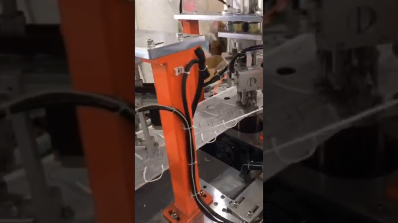 N95  folding mask making machine from made-in-China