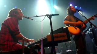 Midlake - Bandits (Live in Paris 2010).MOV