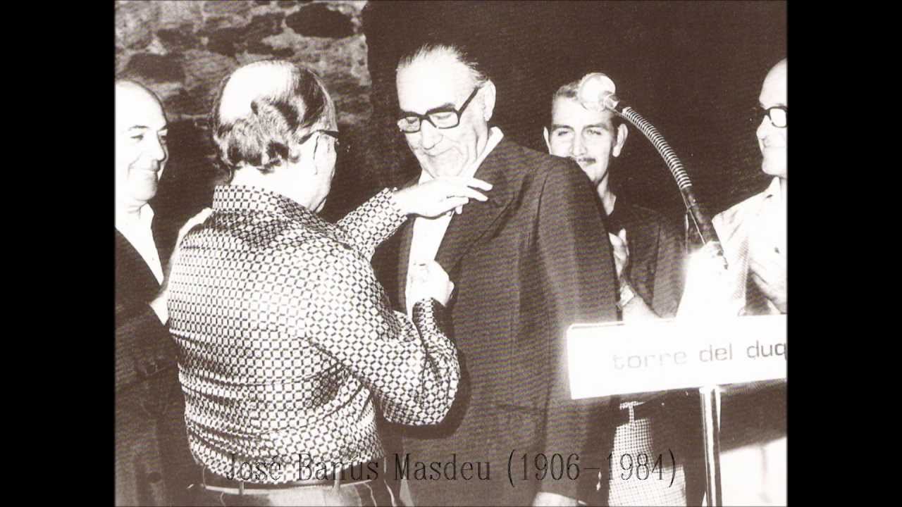 Barricada - La tierra está sorda - Desfilan