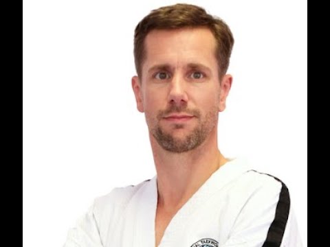 Timon Kool Meester, leraar, trainer interview met Tim Kool - YouTube
