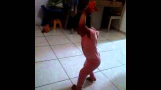 Aghata Luiza Dancando Anitta