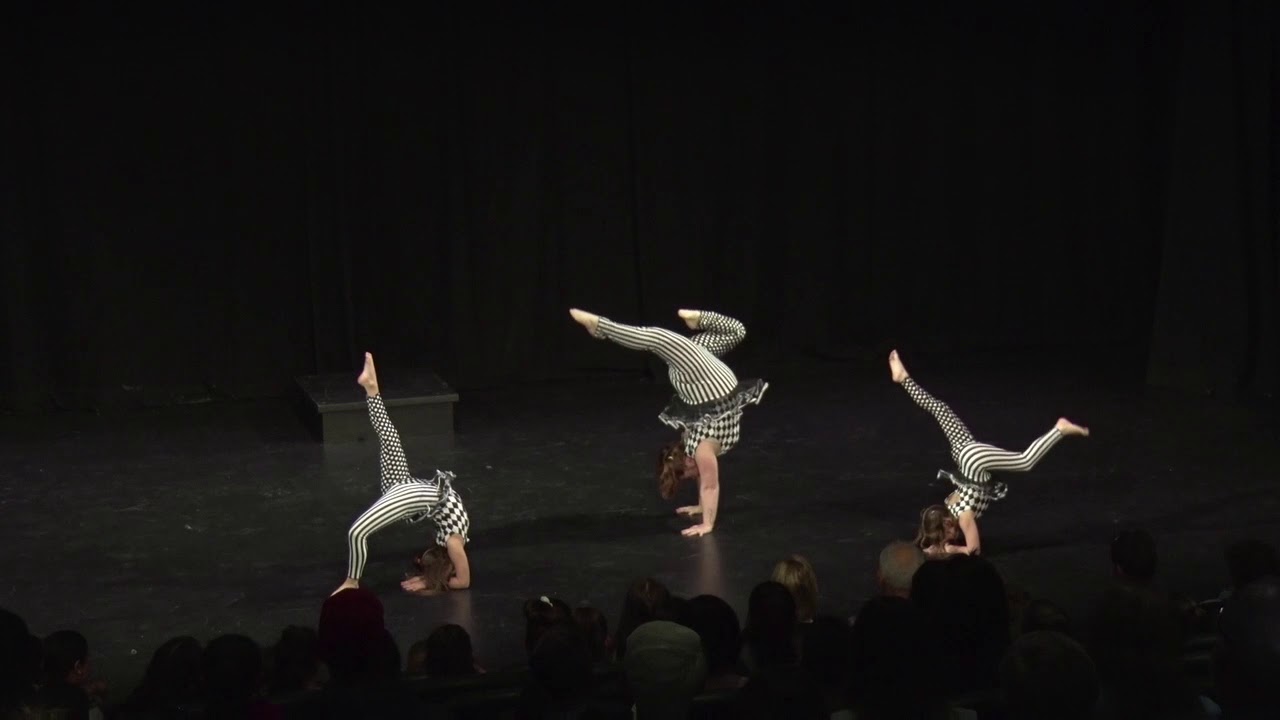 Family Acro Quartet  KDF 2018