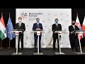 Tisková konference premiérů V4 po jednání v Lednici