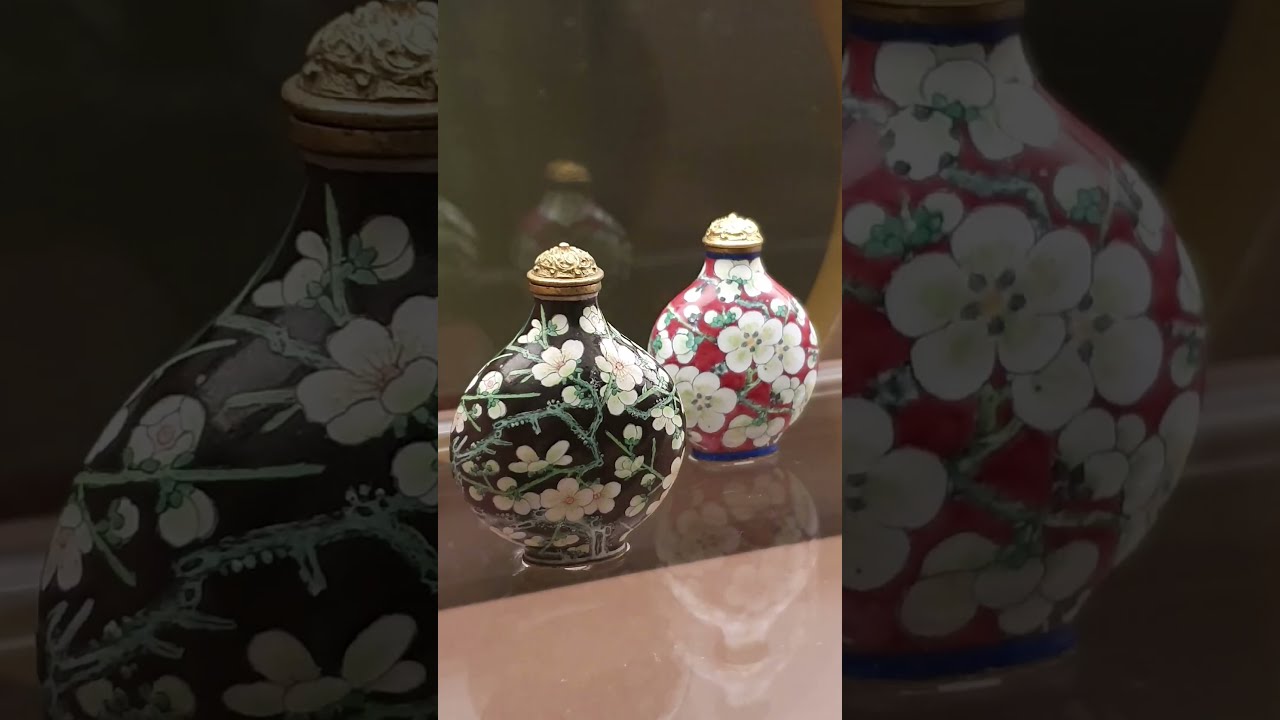故宮鼻煙壺選萃 Masterpieces of Chinese Snuff Bottles in the National Palace Museum Amazon.co.jp: 故宮鼻煙壺選萃 Masterpieces of Chinese Snuff