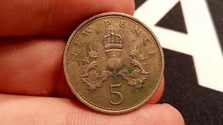 UK 1971 New 5 Pence VALUE - Queen Elizabeth II 1971 5 Pence Coin