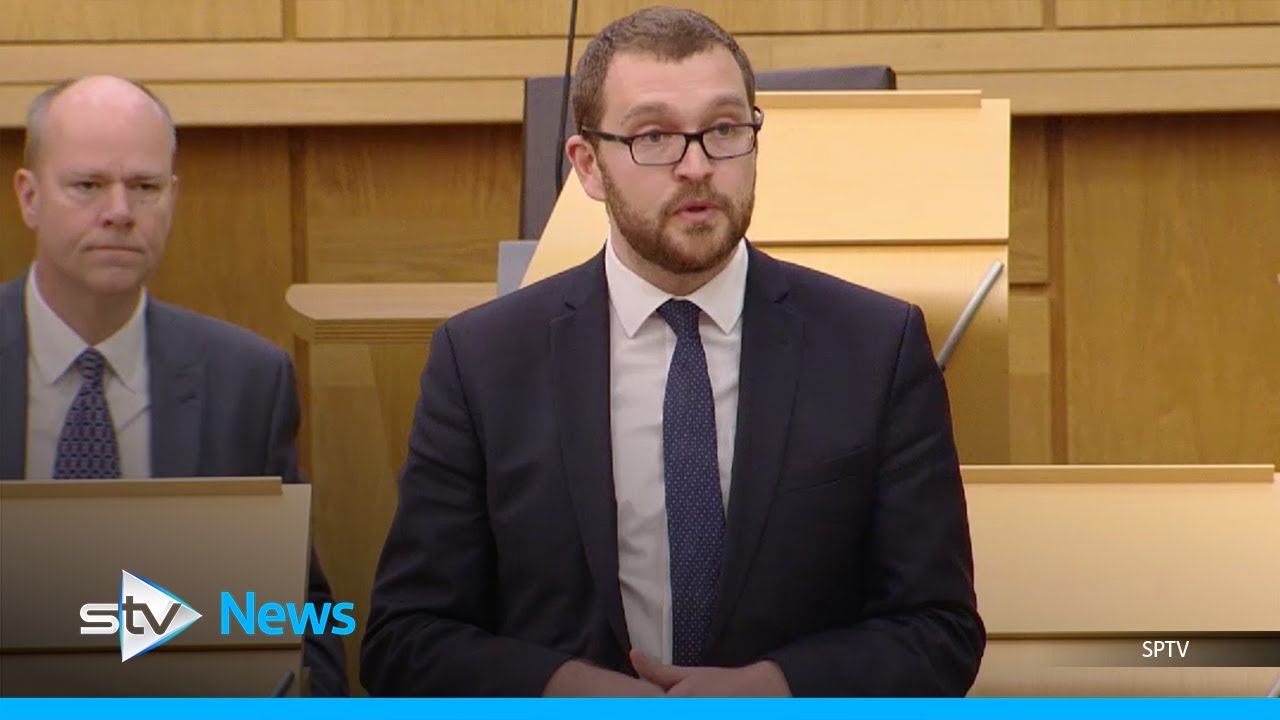 Tory MSP thrown out the chamber for calling Sturgeon a liar
