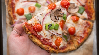 Customize & buy the tasty cookbook here: http://bzfd.it/2fpfeu5 here
is what you'll need! cauliflower crust pizza servings 2-3 ingredients
1 head cauliflower...