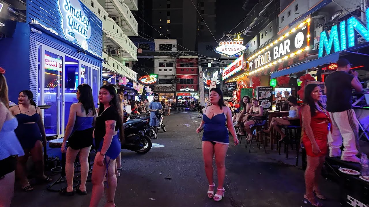 Thai WOMEN In PATTAYA Are Making BIG Moves – The Streets Feel It