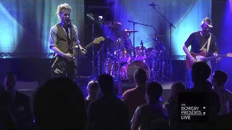 Dispatch - "Out Loud" (Live from Radio City Music Hall)
