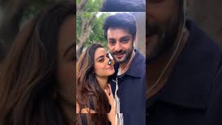 Karan Wahi Gf Uditi Singh Romantic Moment