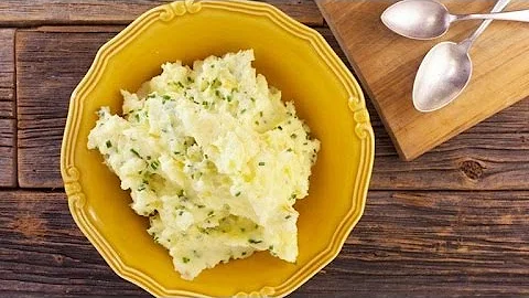 Emeril Lagasses Garlic Mashed Potatoes