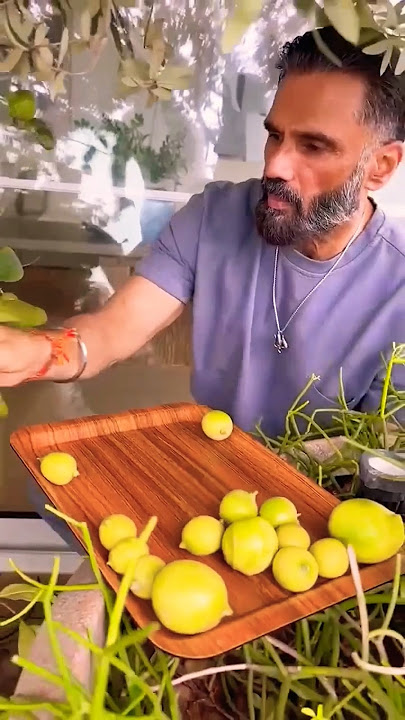 sunil shetty ka form house  #sunilshetty  #ashortaday  #trendingvideo