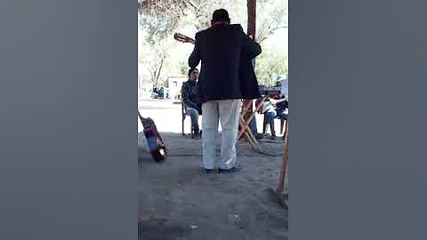Pastor Amrico Suarez.