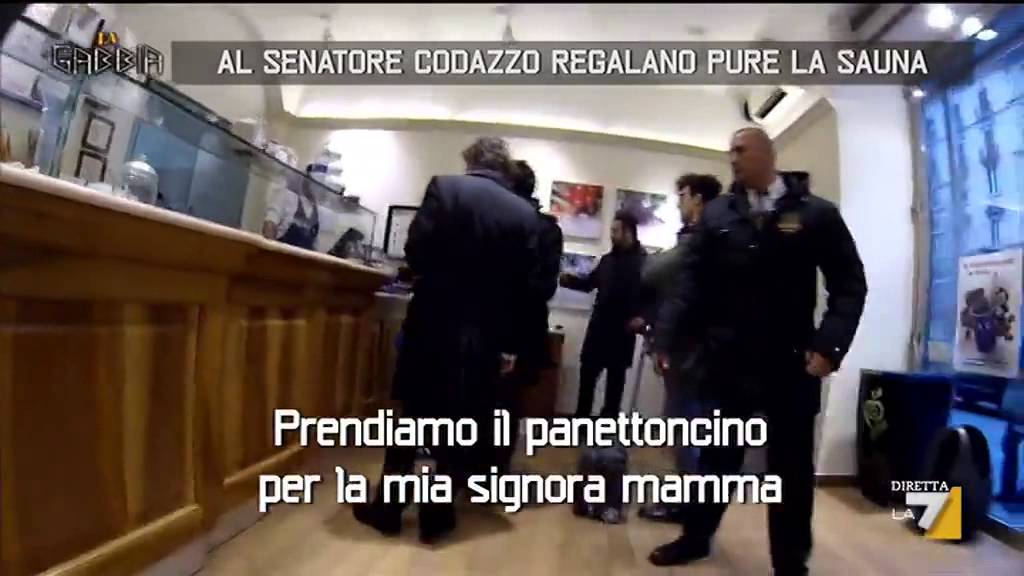 Al senatore Codazzo regalano pure la sauna