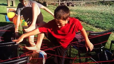 50 Obstacle Course Ideas for Home Field Day