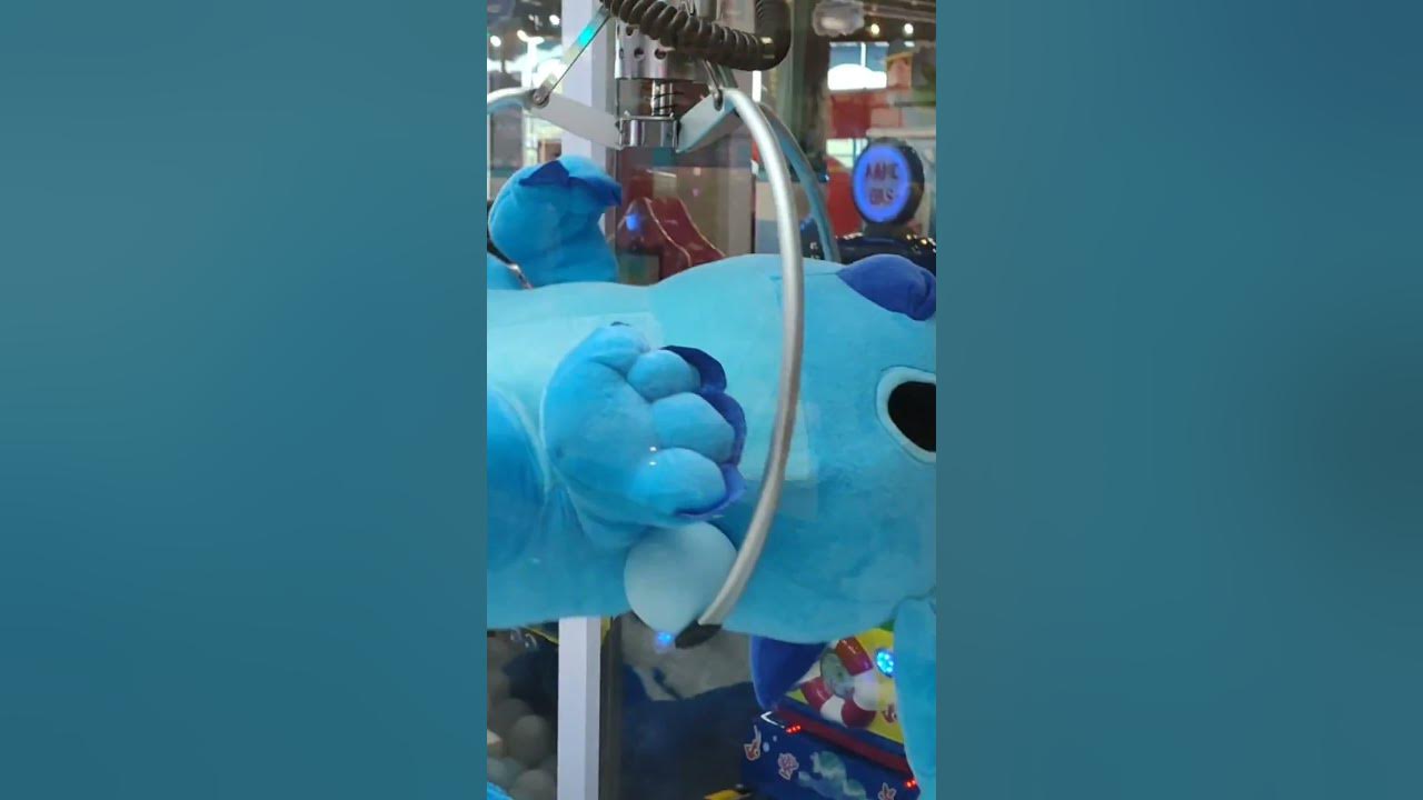 MENANG Stitch SUPER JUMBO dari Mesin Capit Boneka Giant House | CMT Claw Machine #shorts
