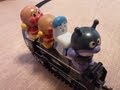 アンパンマン・バイキンマン・コッシーのSL列車に２歳のボクちゃん大喜び♪ anpanman