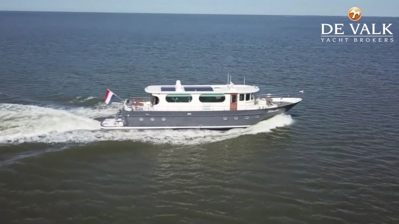 Impression: 2018 Multiship Superior 2400