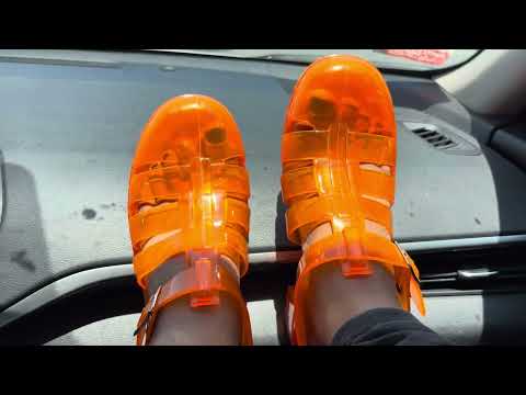 ASMR/ yes I mean messing around in the car using my jelly, ￼shoes, original video and slow motion 😇😴