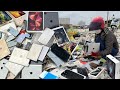 Lucky day found many ipad  phone cracked in the landfillrestoration abandoned phone