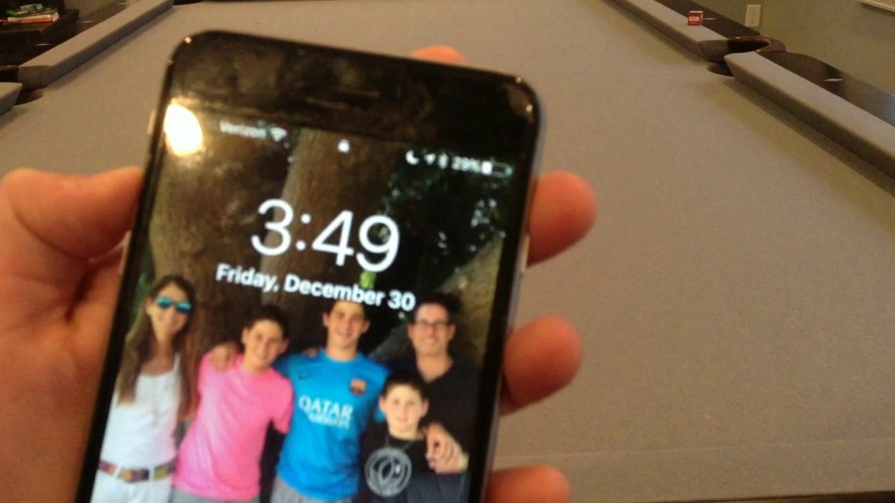 How to fix a stuck headphone mode on IOS devices. YouTube