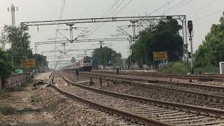 22429/Delhi-Pathankot Superfast Express Going Furiously-Fast At 130Km/h Speed