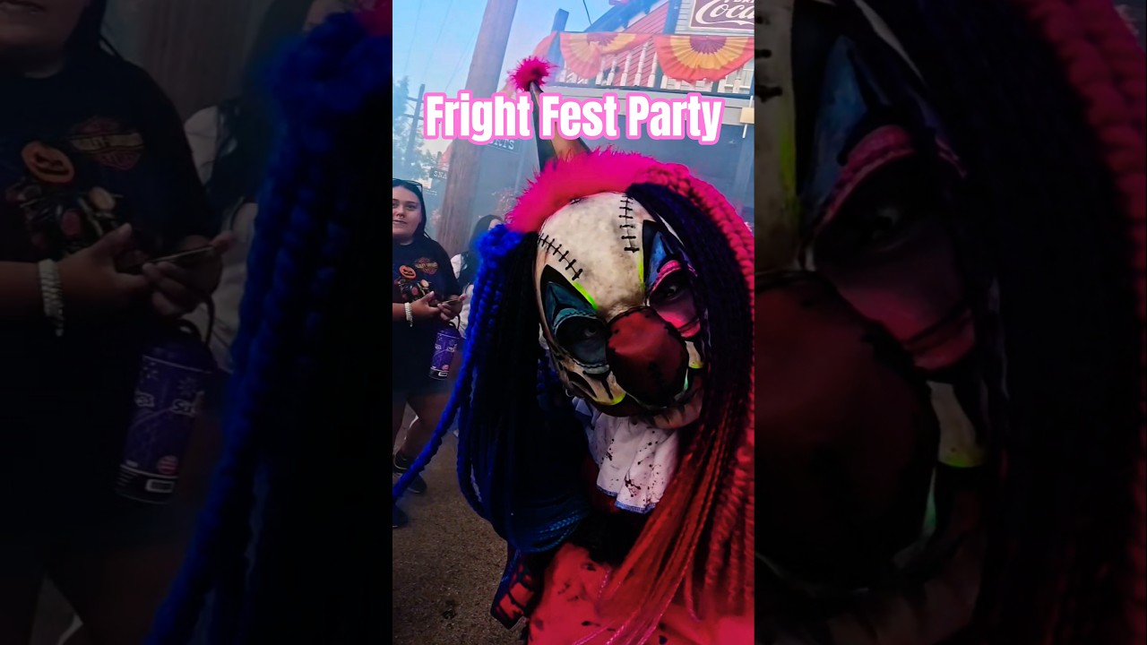 Join the Fright Fest Fun at Six Flags #halloween #horror #sixflags